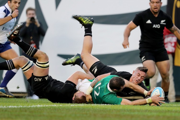 robbie-henshaw-scores-their-fifth-try-2-752x501